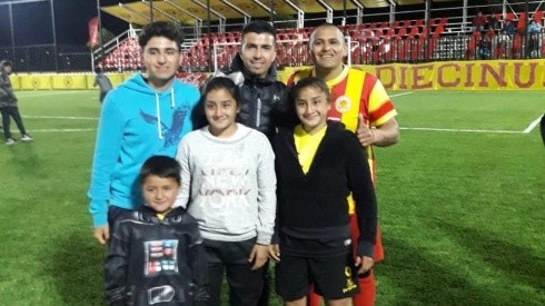 Humberto Suazo y su familia