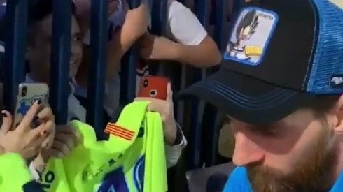 Messi la rompió con su gorra de Vegeta y desató la locura de los fanáticos