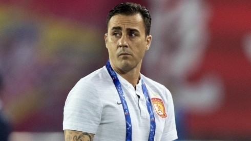 Fabio Cannavaro le suma China al Guangzhou Evergrande.