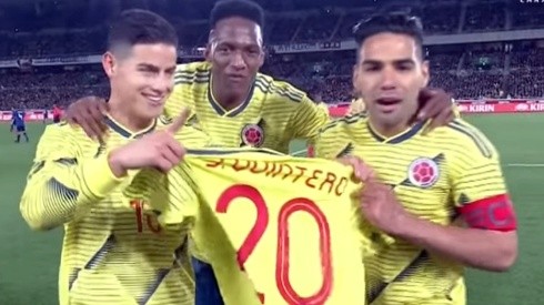 Rodríguez, Mina y Falcao le dedican el gol al lesionado Juanfer Quintero