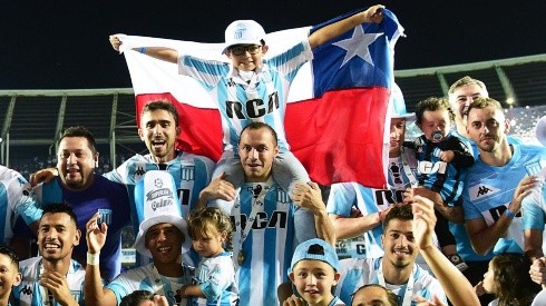 Así fue el festejo de Díaz y su hijo con la bandera chilena