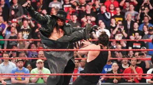 Undertaker regresó en un tremendo estado físico y ajustició a Elias