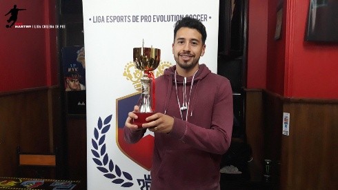 Fabián Tapia se consagró campeón de PES Master