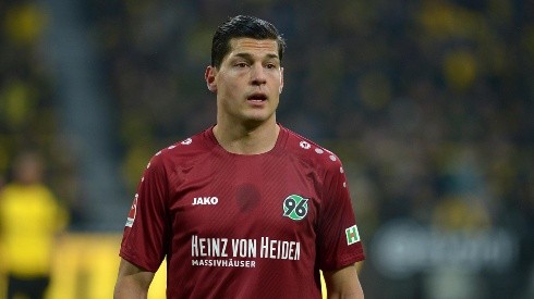 El Hannover de Miiko Albornoz descendió en la Bundesliga