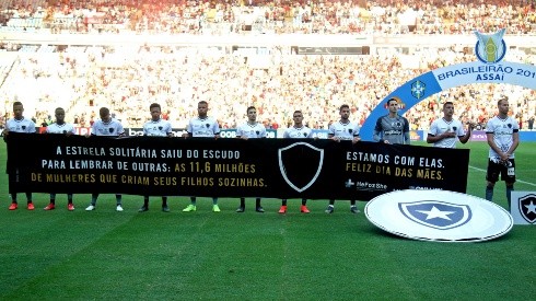Botafogo homenajea a las millones de madres solteras en Brasil
