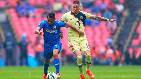 Nicolas Castillo vs Cruz Azul