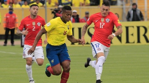 Antonio Valencia contra Chile