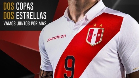 Perú presentó su camiseta para la Copa América con su dos estrellas en el escudo