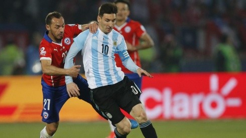Díaz y la Roja le aguaron la fiesta a Messi el 2015 y 2016.