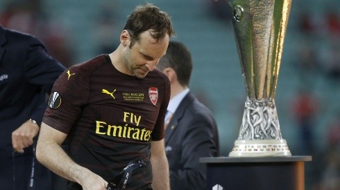 La Europa League no quiso premiar el último día de carrera de Cech.