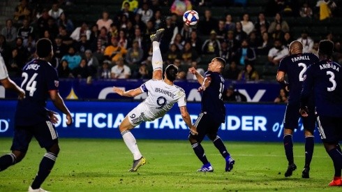 Ibrahimovic se manda feroz golazo de chilena en la derrota del LA Galaxy