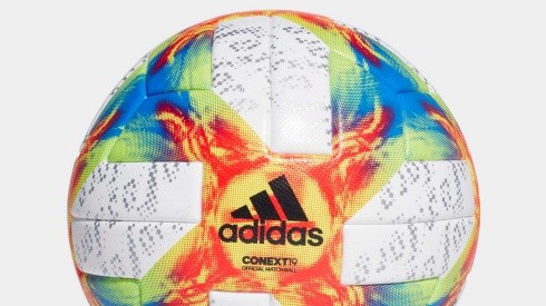 El balón oficial del Mundial Femenino de Francia de la mano de adidas.