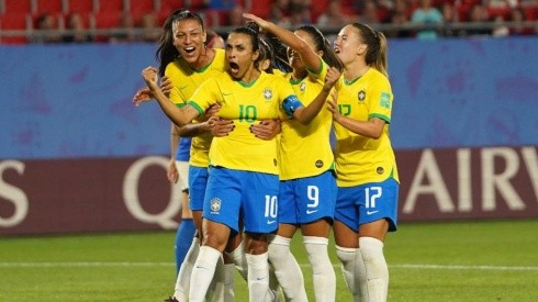 La talentosa brasileña que hace historia en el fútbol mundial