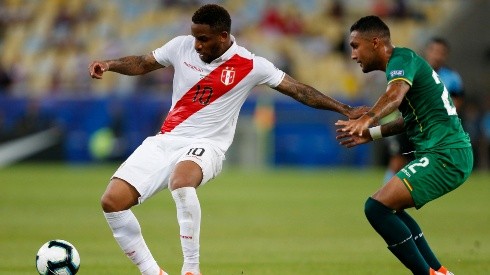 ¡Baja en Perú! Farfán se lesiona la rodilla y queda fuera de la Copa América