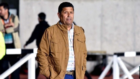Jorge Aravena preocupa al fútbol nacional por su delicado estado de salud