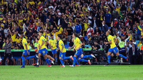 Vuelve la fiesta a Brasil tras ganar el título