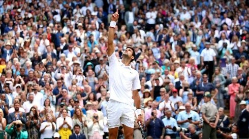 Novak Djokovic venció a Roger Federer en la final más larga de la historia de Wimbledon (Foto: Getty Images)
