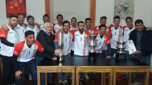 El plantel de Unión San Felipe multicampeón de 2009 se reunió para recordar aquella hazaña de volver a primera, y ganar la Copa Chile