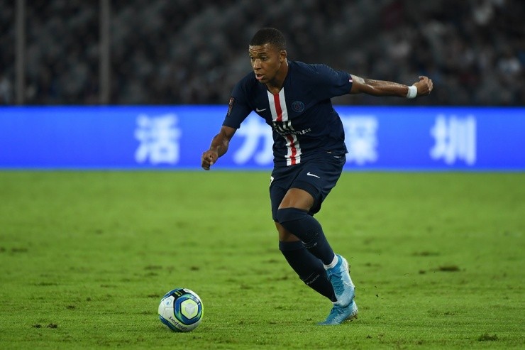 Kylian Mbappé | Delantero | PSG | 180 millones de euros