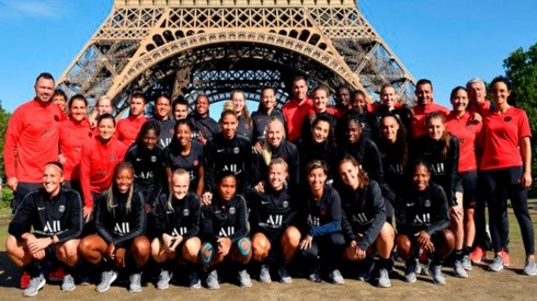 El especial entrenamiento de Tiane Endler y el PSG: suben la Torre Eiffel corriendo por las escaleras (Foto: Twitter PSG Feminines)