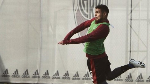Paulo Díaz trabajará a la par del primer equipo antes de jugar Copa Libertadores