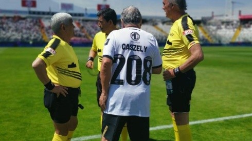 Caszely jugó un partido de veteranos como preliminar del clásico