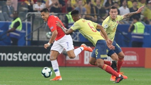 Chile se reencuentra con Colombia tras la pasada Copa América en Brasil.