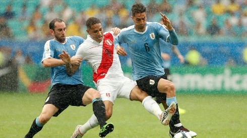 Perú recibe en Lima a Uruguay, a quien enfrentó en Copa América y también en un amistoso previo.