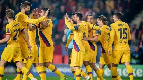 Barcelona se enfrenta al Real Valladolid por la Liga de España.