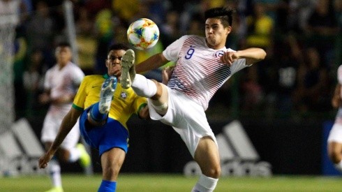 Chile vendió cara su derrota ante Brasil en Brasilia
