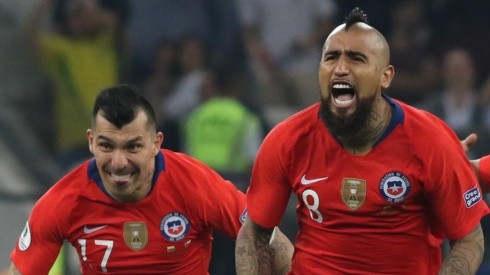 Medel y Vidal son el núcleo central de la selección chilena