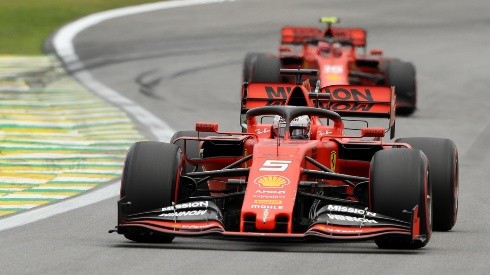 Vettel y Leclerc en Brasil. Poco después se dejarían fuera de carrera mutuamente.