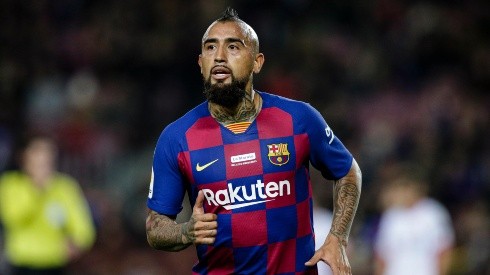 Vidal se queda en el Barça a menos que llegue una oferta "monstruosa"