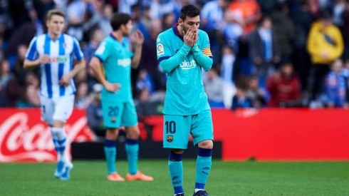 Barcelona iguala con la Real Sociedad y llega con dudas al clásico español