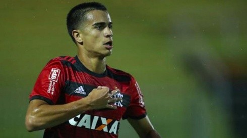Reinier Jesús en Flamengo.