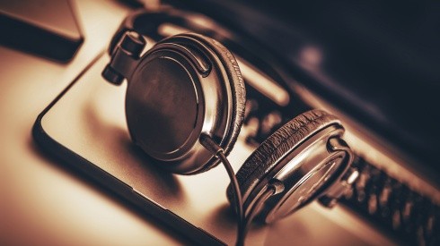 Tres audífonos de lujo que te sorprenderán por su sonido y diseño