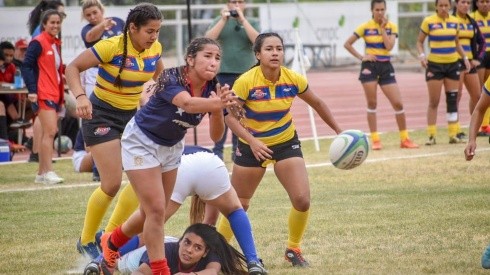 Los equipos femeninos de rugby cada día atraen a más fanáticos.