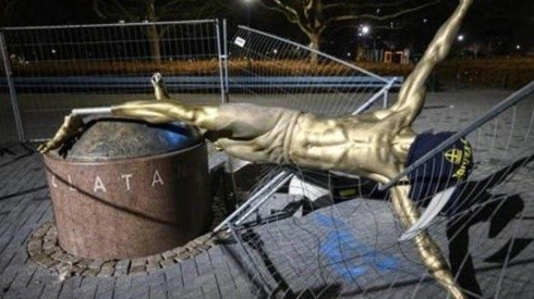 Vandalizan la estatua de Zlatan