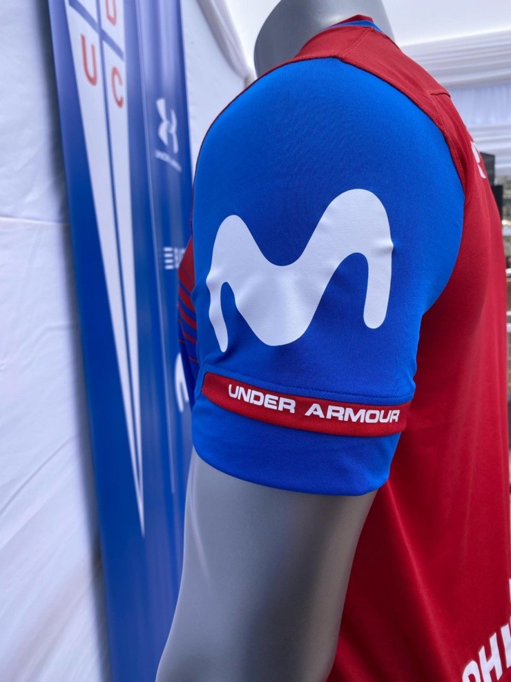 Movistar es uno de los nuevos auspiciadores de los cruzados.Foto: Guille Salazar