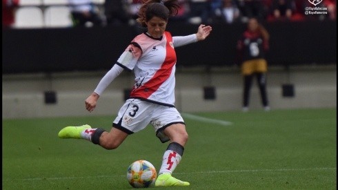 Carla Guerrero fue protagonista en la victoria de Rayo Vallecano en el fútbol femenino de España
