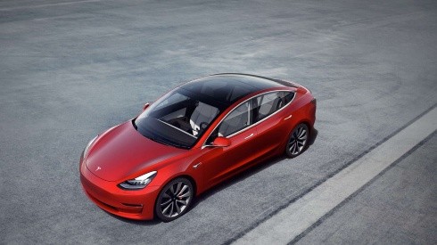 El Model 3 será uno de los millonarios premios que dará Tesla.