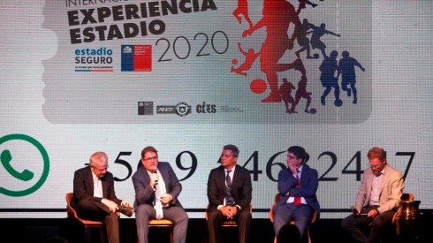 Autoridades buscan mejoras para el fútbol chileno en Seminario Internacional Experiencia Estadio