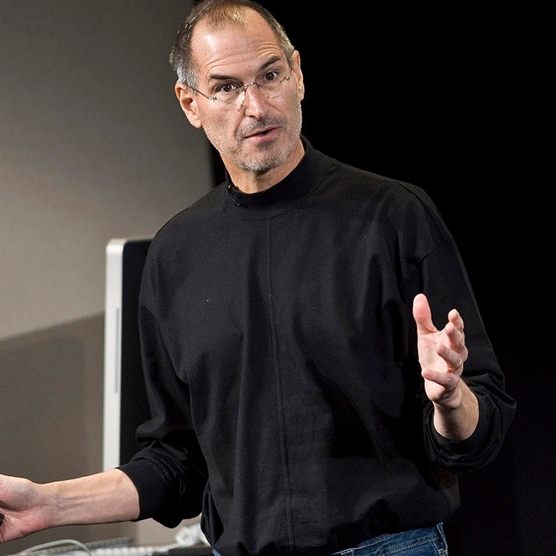 Fiel a su estilo: la evolución indumentaria de Steve Jobs