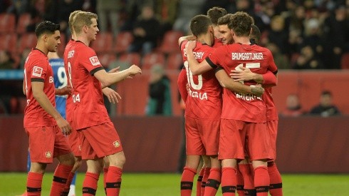 Bayer Leverkusen se instala en zona de Europa League