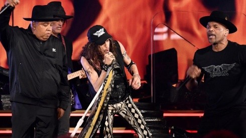 Aerosmith sorprende en los Grammys al actuar junto a Run DMC