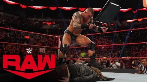 Edge es brutalizado por Randy Orton en su regreso a RAW