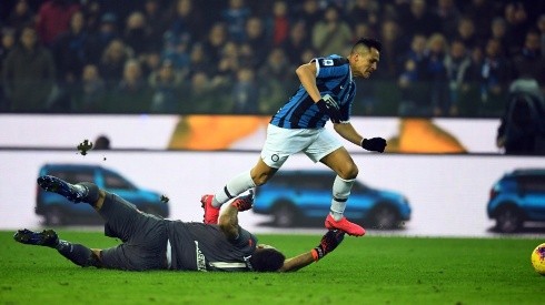 Alexis Sánchez recibió la falta penal de Musso que definió la victoria de Inter