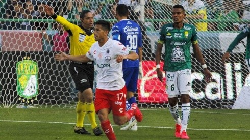 Meneses y Delgado han marcado en el partido de Club León ante Necaxa.
