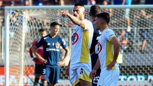 Mauricio Pinilla anota y amarga la fiesta de la U en el Estadio Nacional