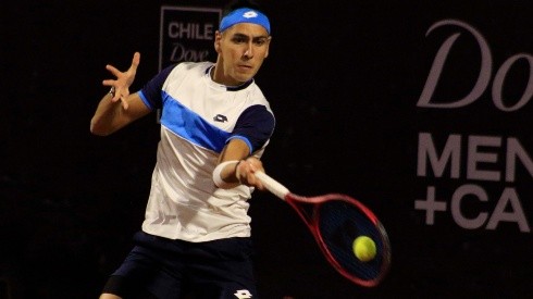 El binomio chileno avanzó a cuartos del ATP Santiago.